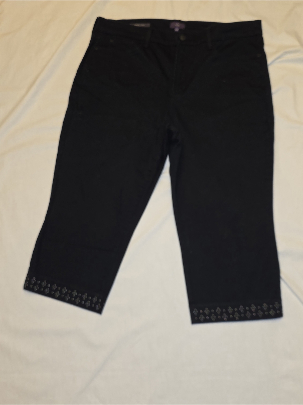 NYDJ Ariel Crop Black Capri Pants with Decorative Hem Detail Sz 16w